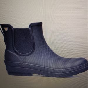 NWT Bogs Amanda chelsea waterproof slip on rain boot size 11